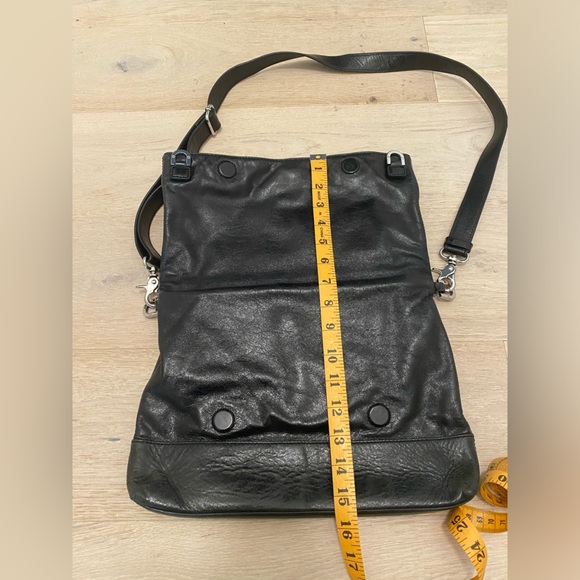 Tory Burch Black Crossbody Purse with Silver Hardware. Convertible Straps - Picture 15 of 15